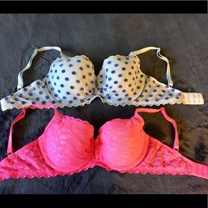 Victoria’s Secret Lined Demi Bundle! 32DD